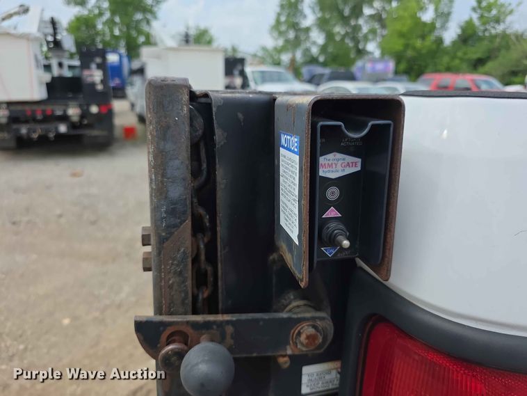 image for item FH6151 1999 Dodge Ram 1500 pickup truck