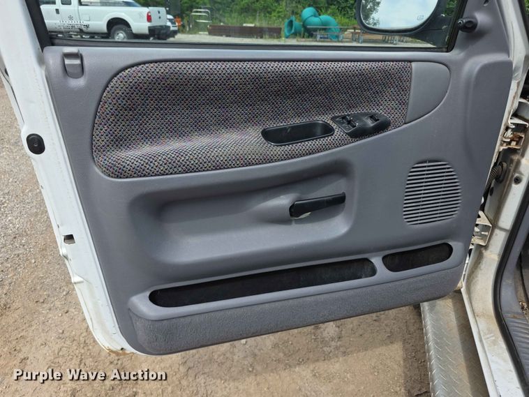image for item FH6151 1999 Dodge Ram 1500 pickup truck