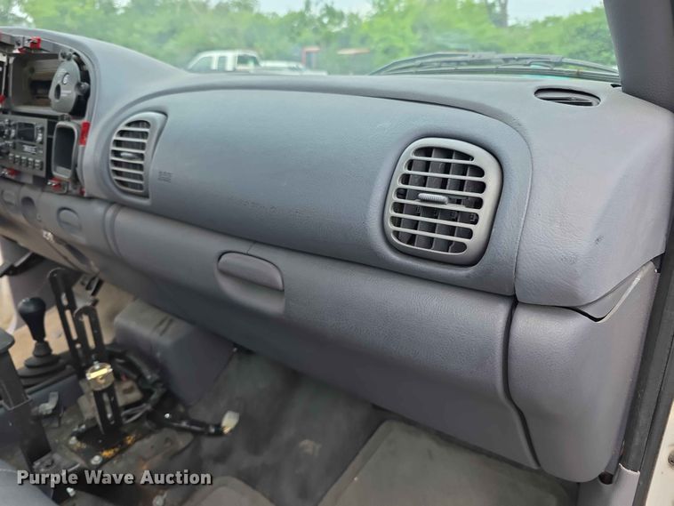 image for item FH6151 1999 Dodge Ram 1500 pickup truck
