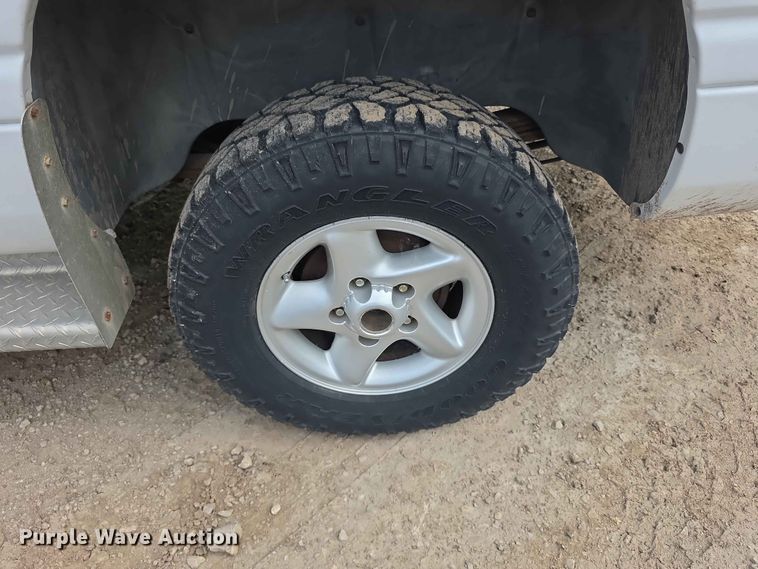 image for item FH6151 1999 Dodge Ram 1500 pickup truck