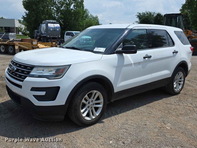 image for item FH6152 2016 Ford Explorer SUV