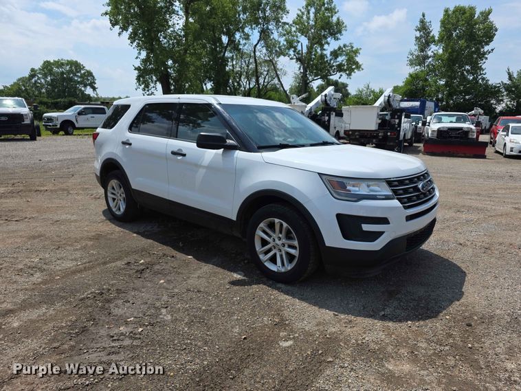 image for item FH6152 2016 Ford Explorer SUV