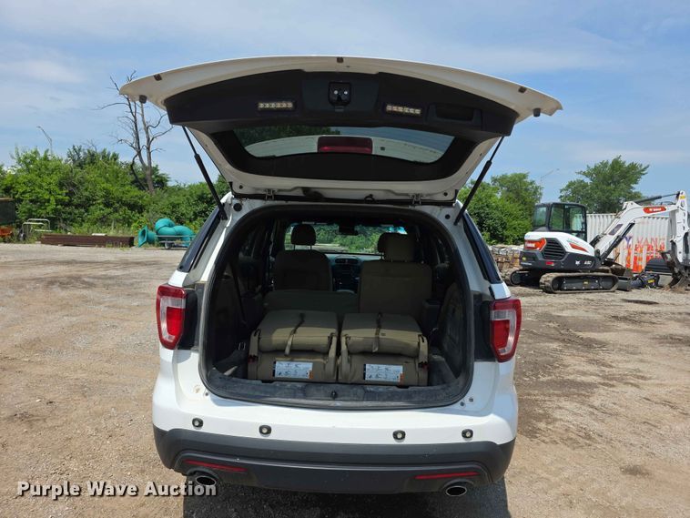 image for item FH6152 2016 Ford Explorer SUV
