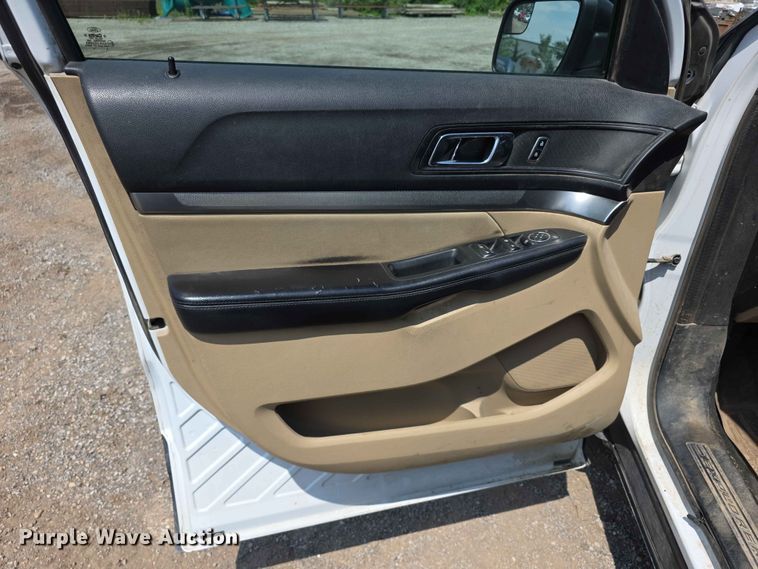 image for item FH6152 2016 Ford Explorer SUV