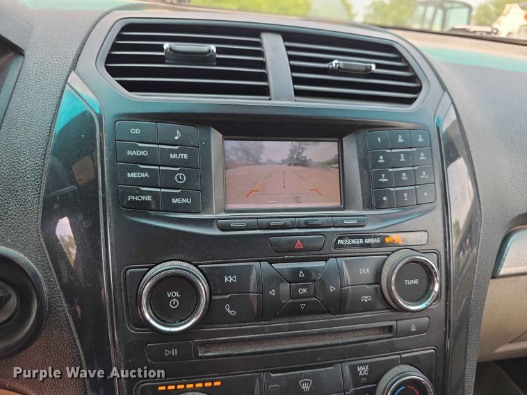 image for item FH6152 2016 Ford Explorer SUV