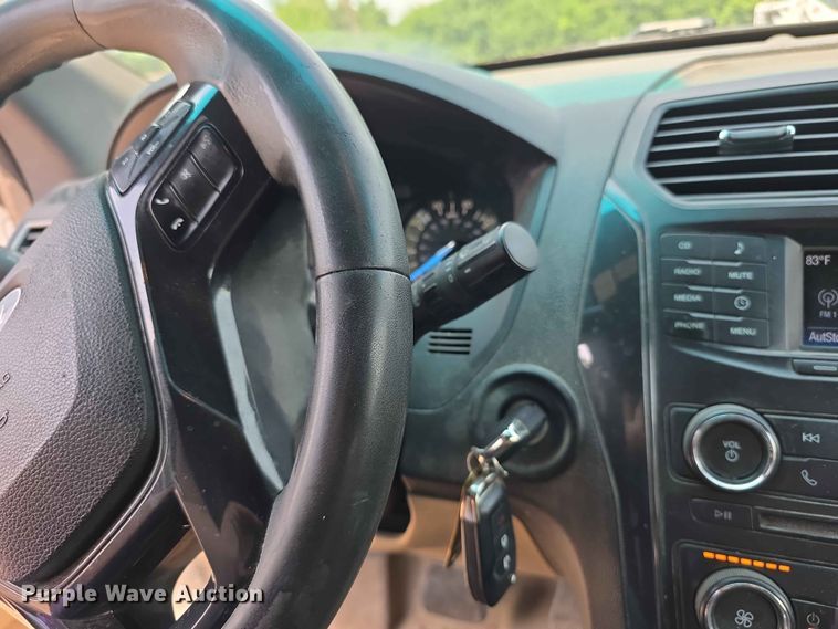 image for item FH6152 2016 Ford Explorer SUV