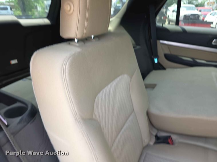 image for item FH6152 2016 Ford Explorer SUV