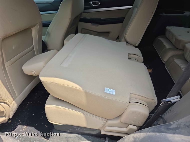 image for item FH6152 2016 Ford Explorer SUV