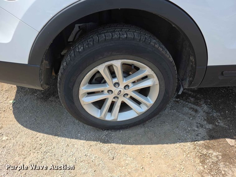 image for item FH6152 2016 Ford Explorer SUV