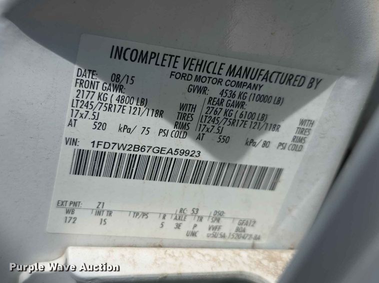 image for item FH6157 2016 Ford F250 Super Duty Crew Cab utility bed pickup truck