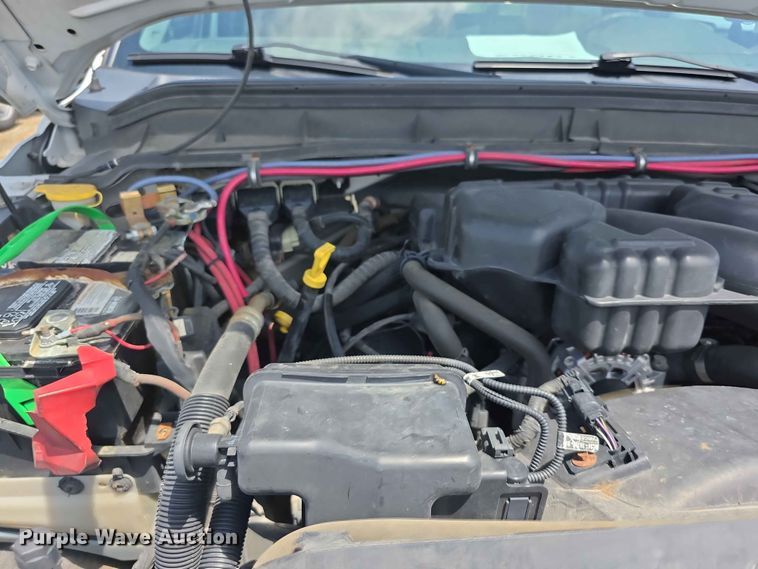 image for item FH6159 2016 Ford F250 Super Duty Crew Cab utility bed pickup truck