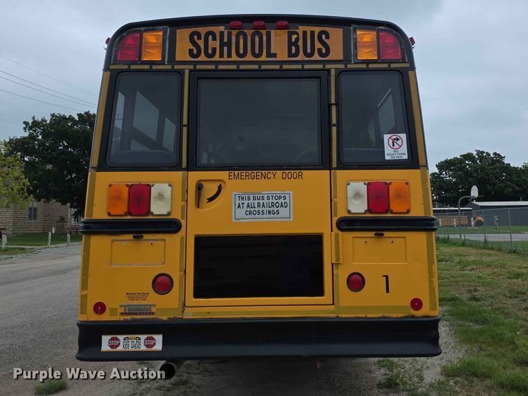 image for item FH6166 2007 Thomas Built B2 school bus