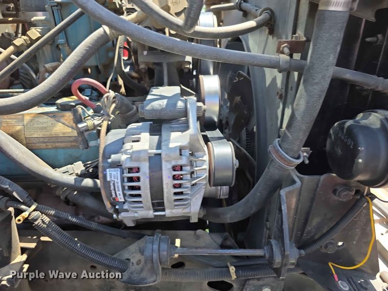 image for item FH6169 1996 International 4700 tank truck