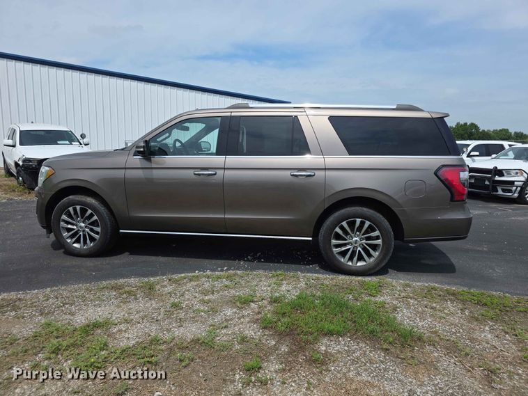 image for item FH6211 2018 Ford Expedition  SUV