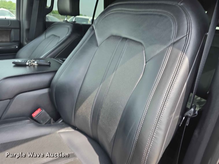 image for item FH6211 2018 Ford Expedition  SUV