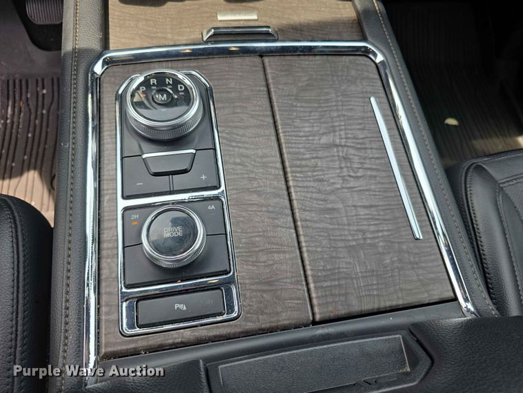 image for item FH6211 2018 Ford Expedition  SUV