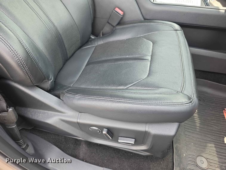 image for item FH6211 2018 Ford Expedition  SUV