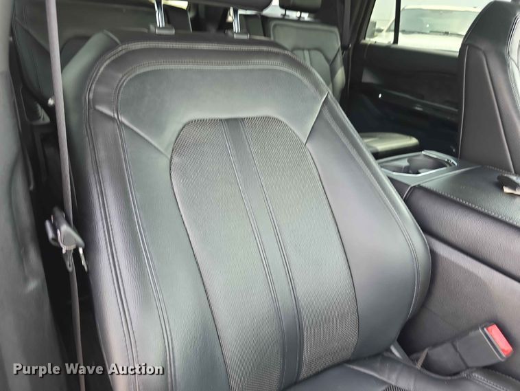 image for item FH6211 2018 Ford Expedition  SUV
