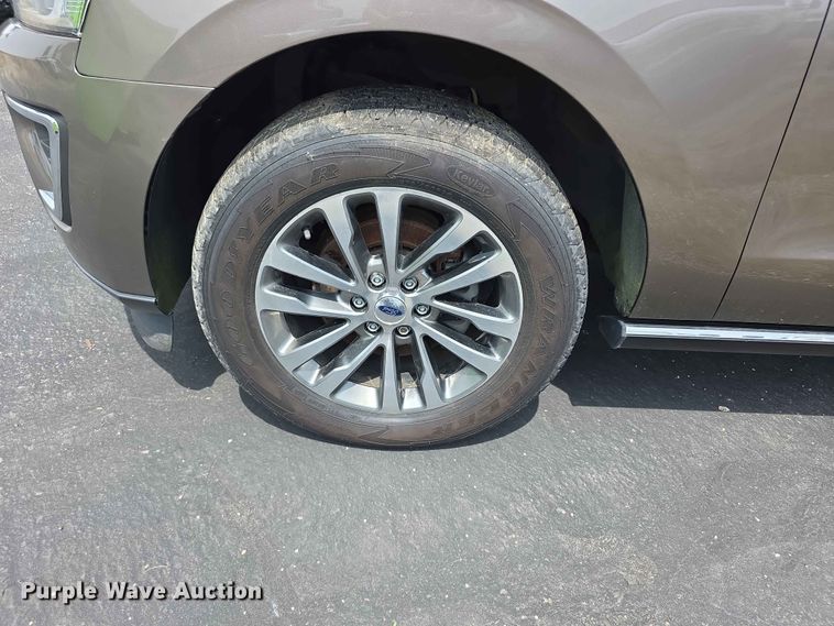 image for item FH6211 2018 Ford Expedition  SUV