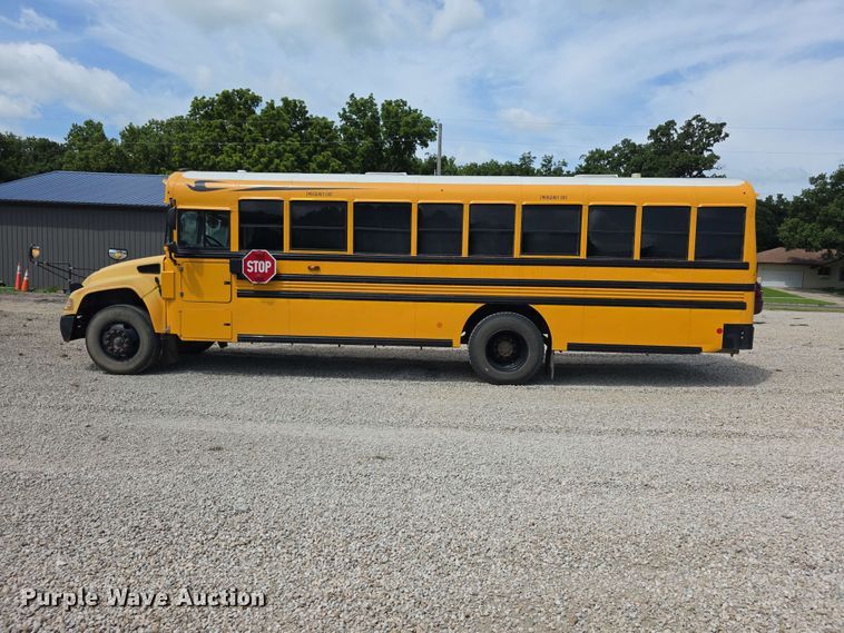 image for item FH6230 2016 Blue Bird school bus