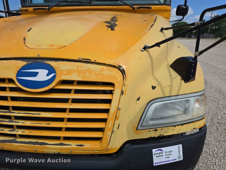 image for item FH6230 2016 Blue Bird school bus