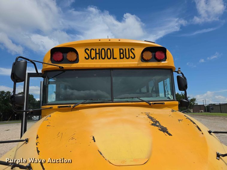 image for item FH6230 2016 Blue Bird school bus