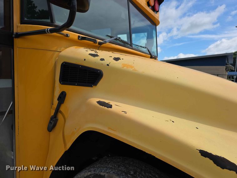 image for item FH6230 2016 Blue Bird school bus