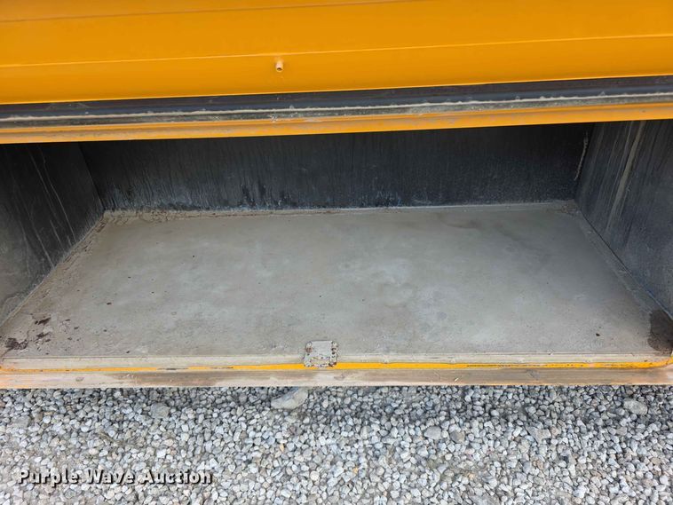 image for item FH6230 2016 Blue Bird school bus