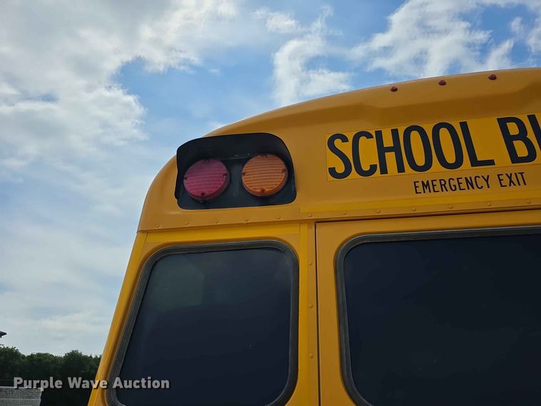image for item FH6230 2016 Blue Bird school bus