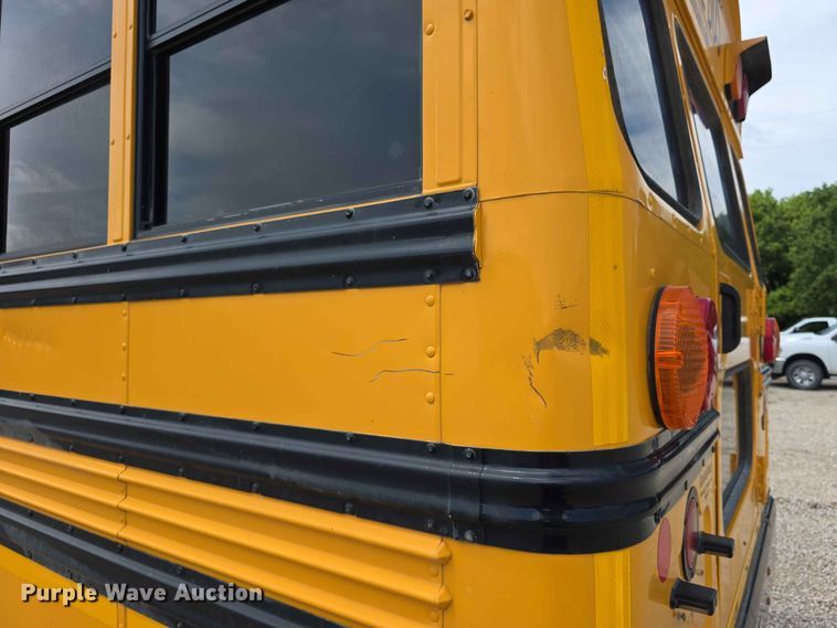 image for item FH6230 2016 Blue Bird school bus