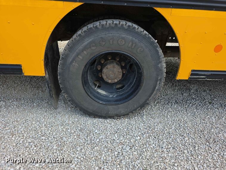 image for item FH6230 2016 Blue Bird school bus