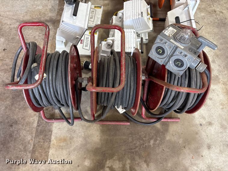 image for item FI0209 Lighting equipment