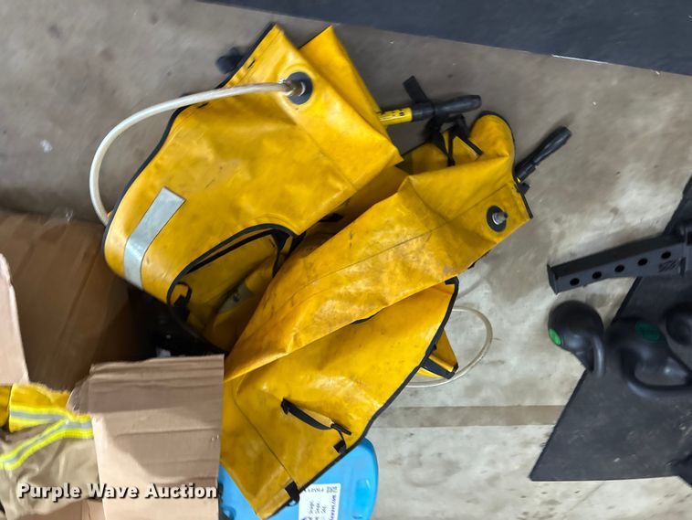 image for item FI0211 Fire fighting equipment