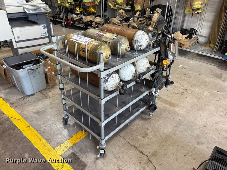 image for item FI0212 Oxygen tanks