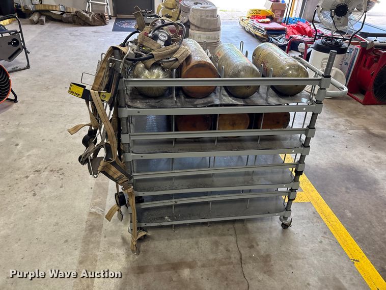 image for item FI0212 Oxygen tanks