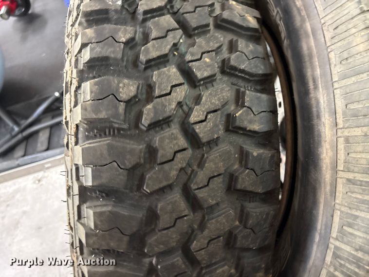 image for item FI0216 Automotive parts