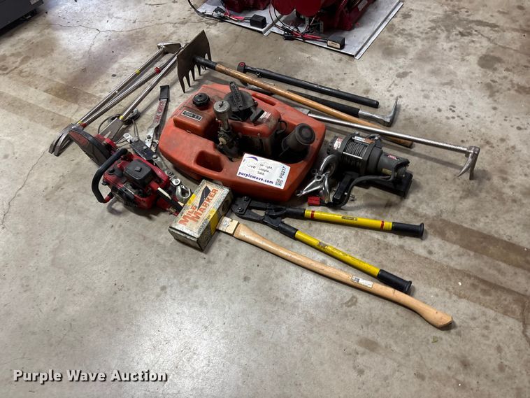 image for item FI0217 Tools