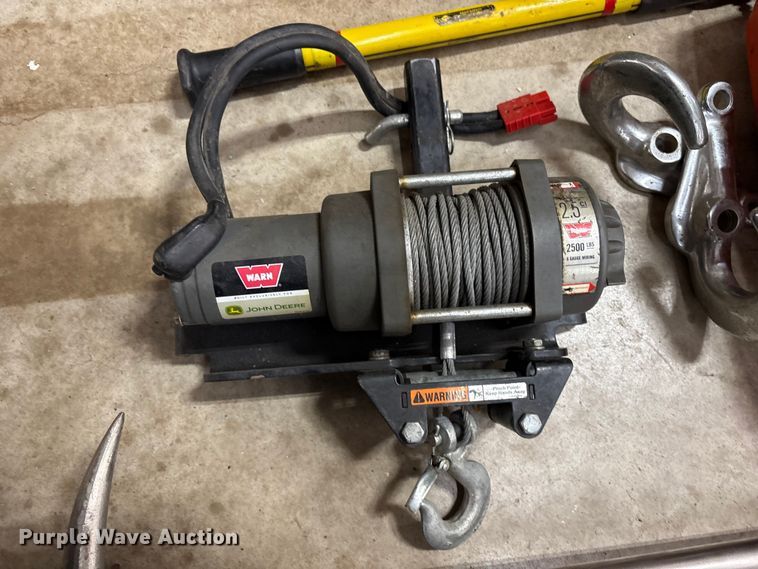 image for item FI0217 Tools