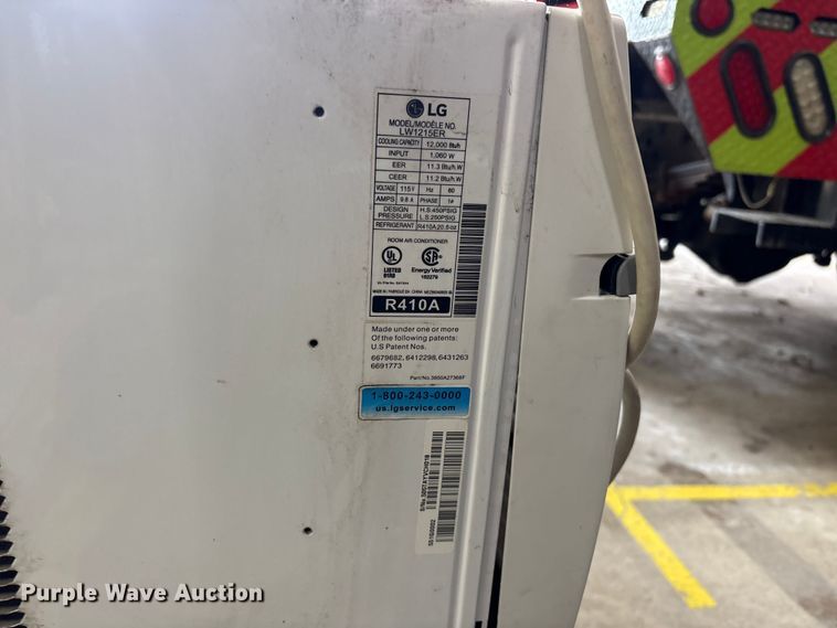 image for item FI0219 Approximately 6 ladders
