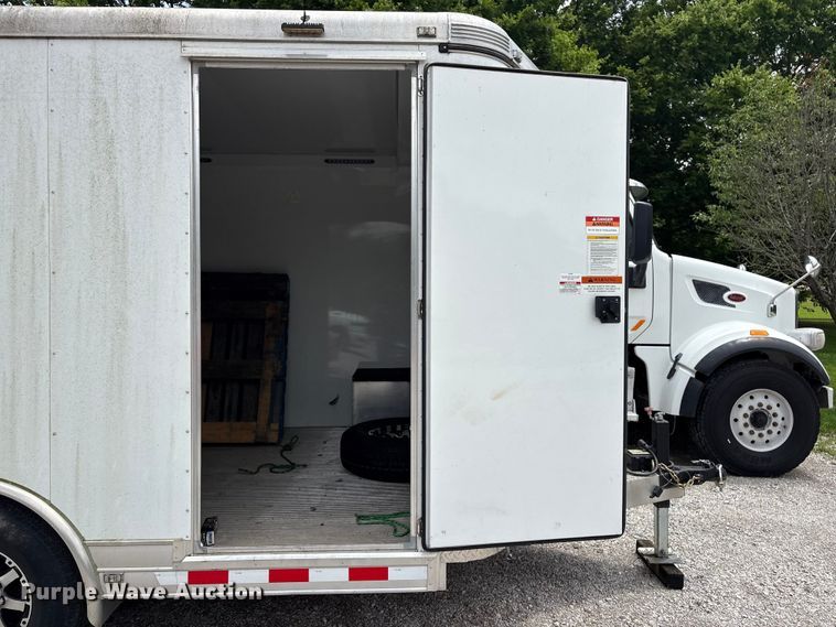 image for item FI0222 2015 Sundowner enclosed cargo trailer