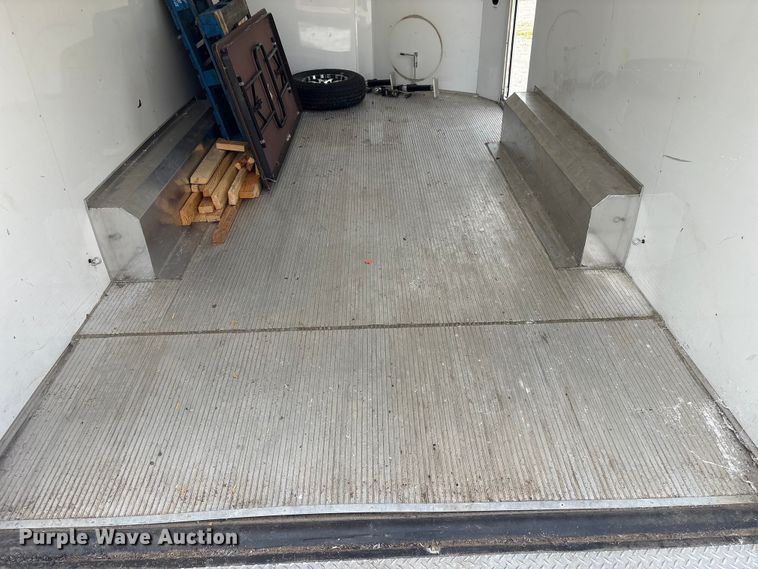 image for item FI0222 2015 Sundowner enclosed cargo trailer