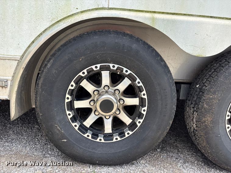 image for item FI0222 2015 Sundowner enclosed cargo trailer