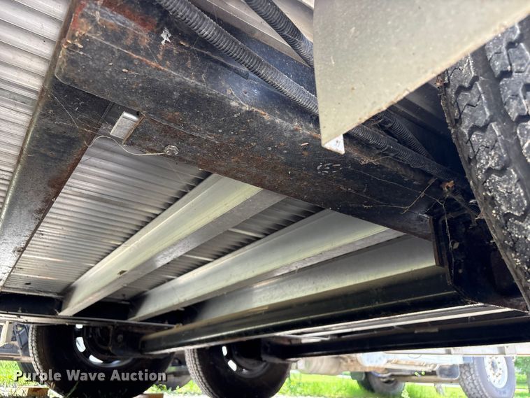image for item FI0222 2015 Sundowner enclosed cargo trailer