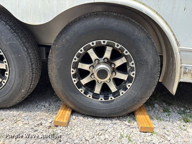 image for item FI0222 2015 Sundowner enclosed cargo trailer