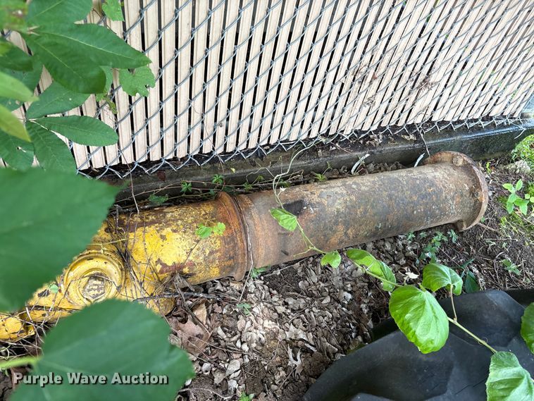 image for item FI0223 (3) fire hydrants