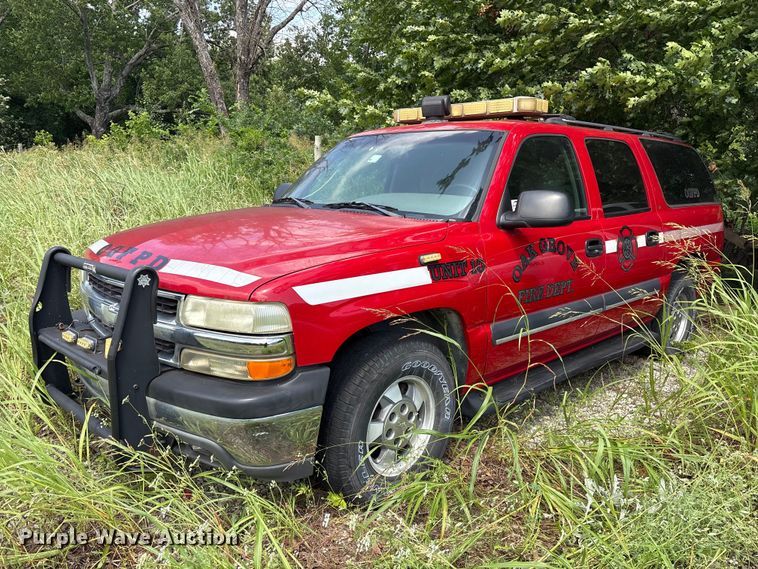 image for item FI0225 2002 Chevrolet Suburban SUV