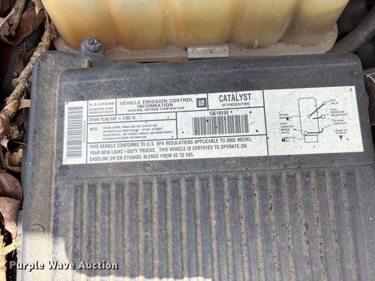 image for item FI0225 2002 Chevrolet Suburban SUV