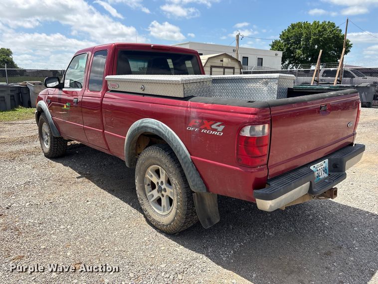 image for item FI0226 2004 Ford Ranger Ext. Cab pickup truck