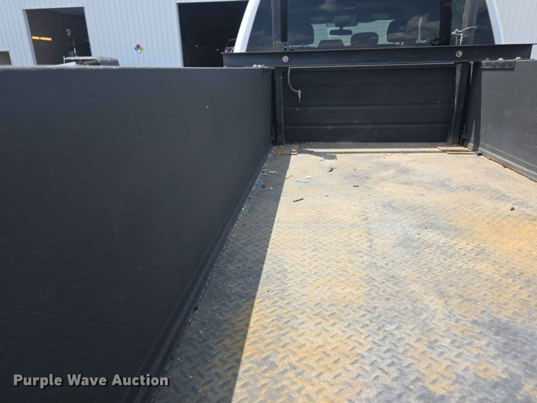 image for item FI0952 2020 Ford F250 Super Duty Crew Cab utility bed pickup truck
