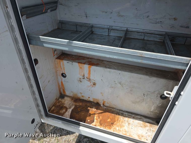 image for item FI0952 2020 Ford F250 Super Duty Crew Cab utility bed pickup truck